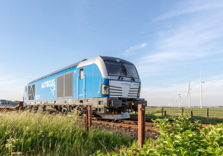 azs vectron 2 FocusFillWzE0NDAsNjg1LCJ5IiwyMDhd